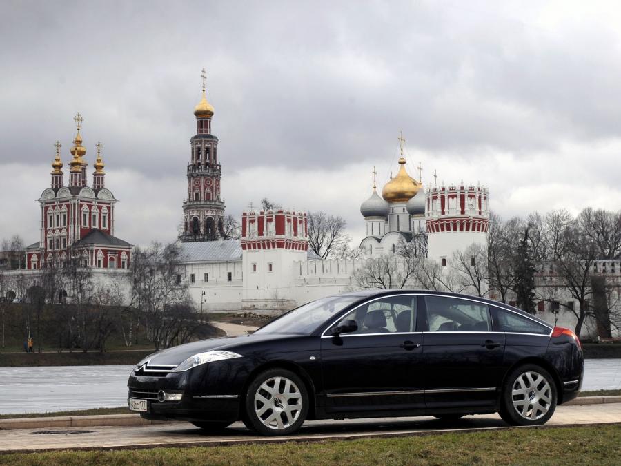 Citroen C6 2005 года  (фото 2 из 16)